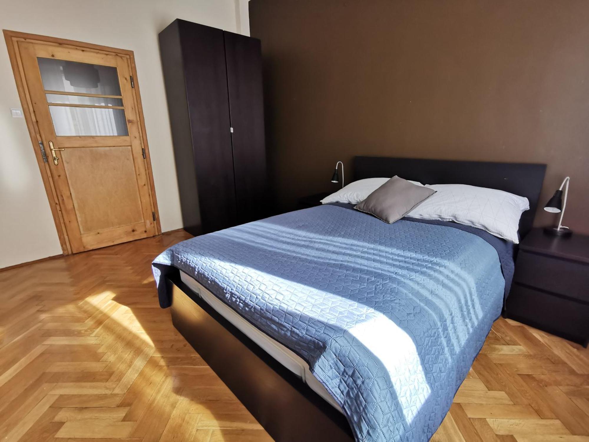Cozy Spacious Apartment With Balcony Krakow Exterior photo